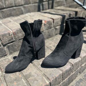 Madden Girl Black Ankle Booties Sleek Suede (Worn Once)